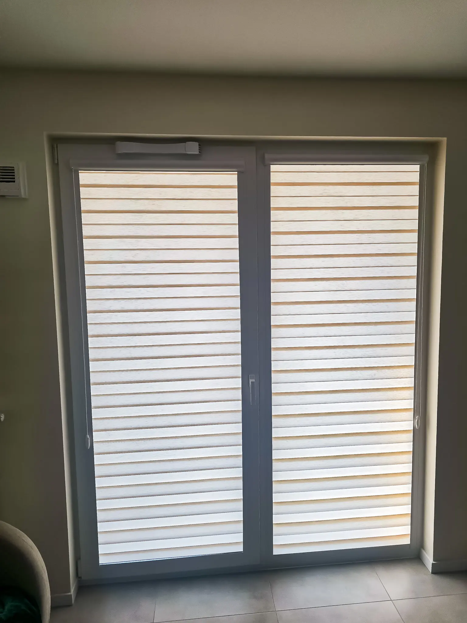 Rolety dzień i noc, montaż w Warszawie, ujęcie 04