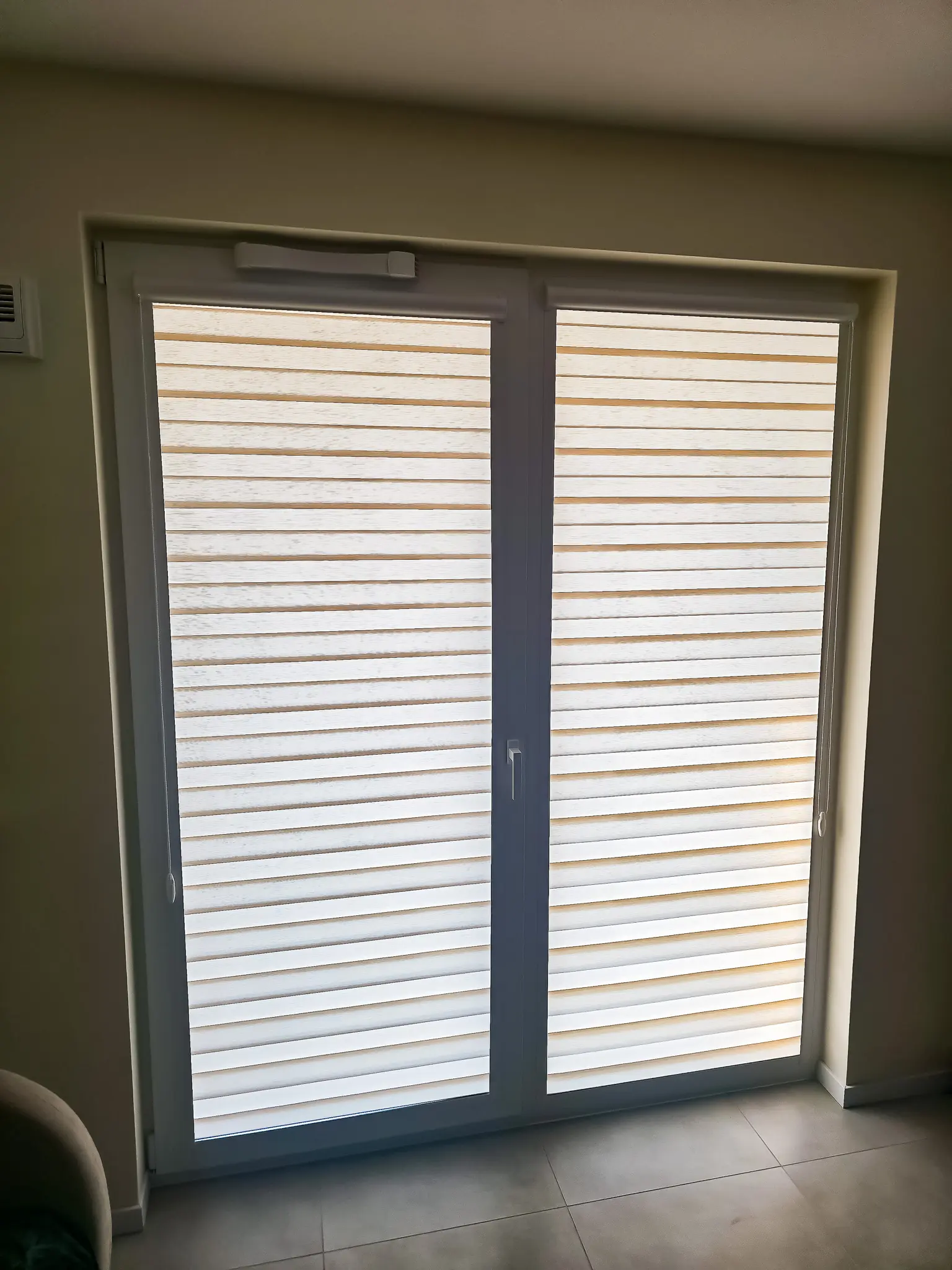 Rolety dzień i noc, montaż w Warszawie, ujęcie 05