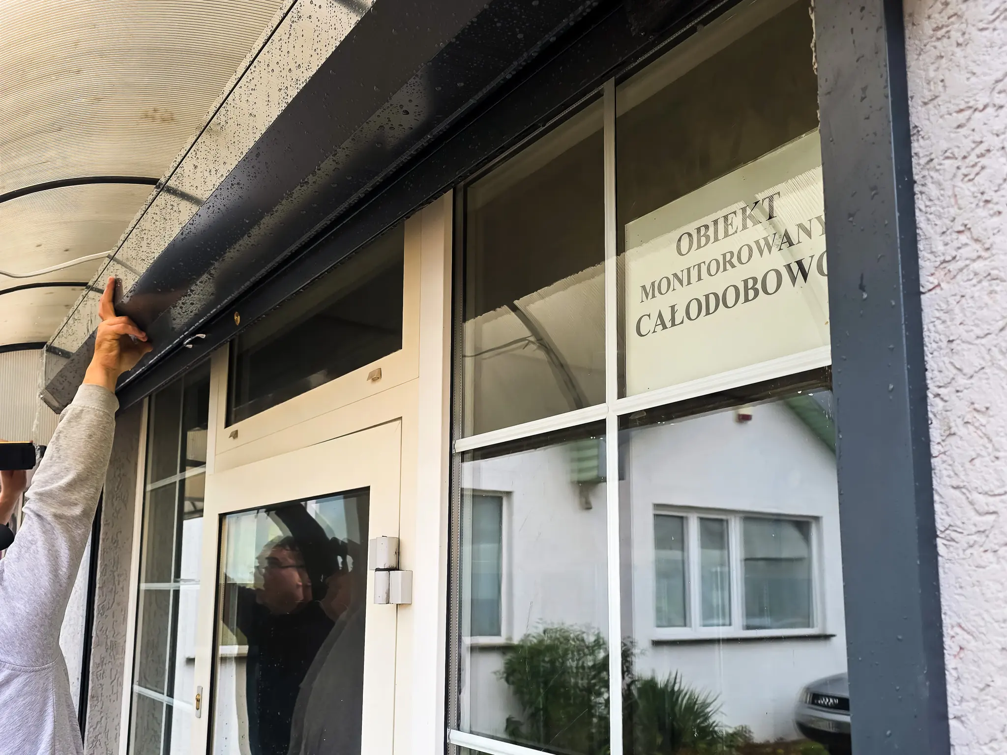 Rolety zewnętrzne na wymiar, montaż w Warszawie, ujęcie 02